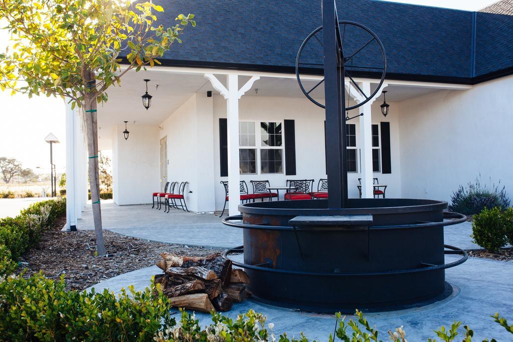 Vines Rv Resort 佩索罗伯斯 外观 照片