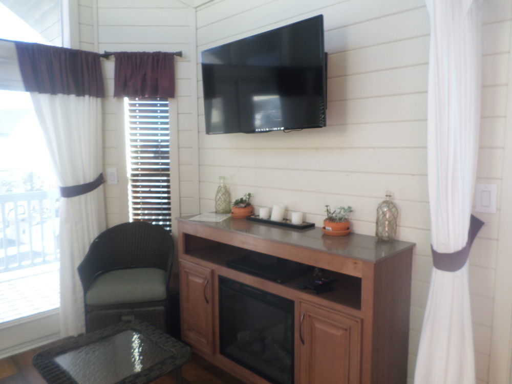 Vines Rv Resort 佩索罗伯斯 外观 照片