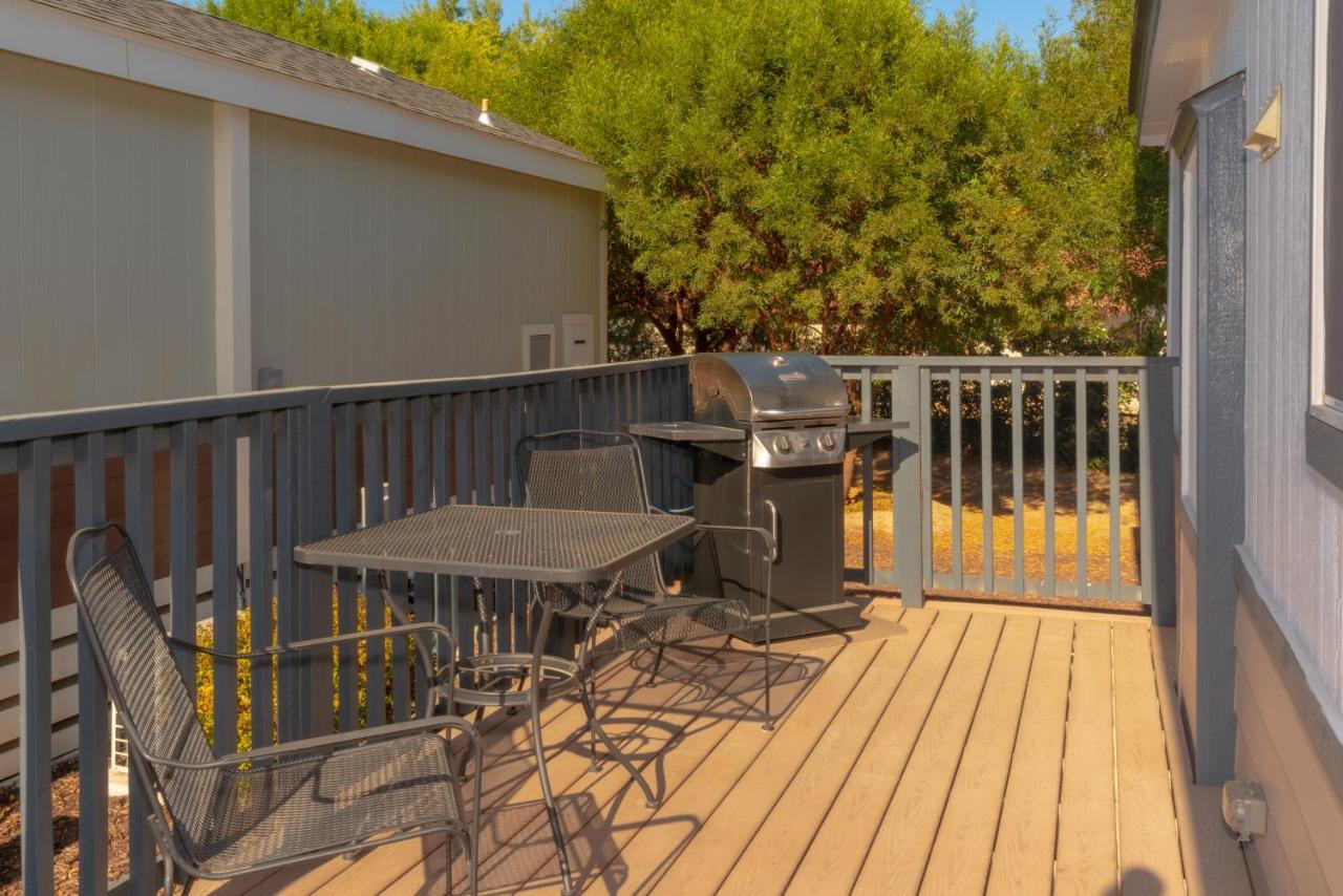 Vines Rv Resort 佩索罗伯斯 外观 照片