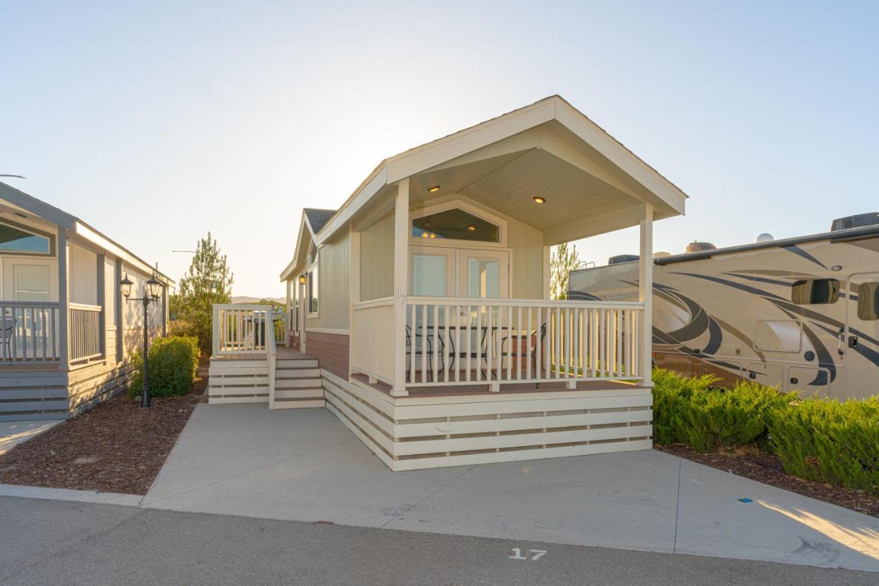 Vines Rv Resort 佩索罗伯斯 外观 照片